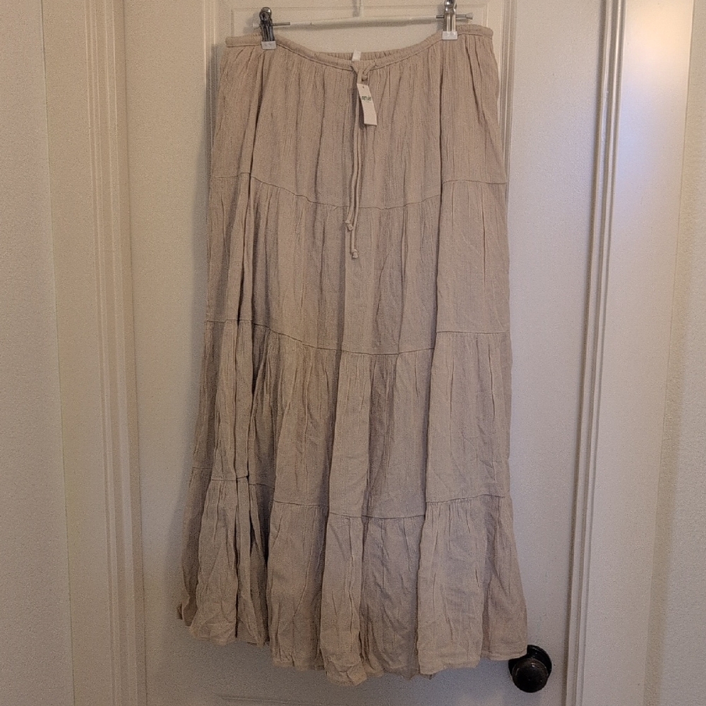 NWT Aerie Lined Tiered Skirt